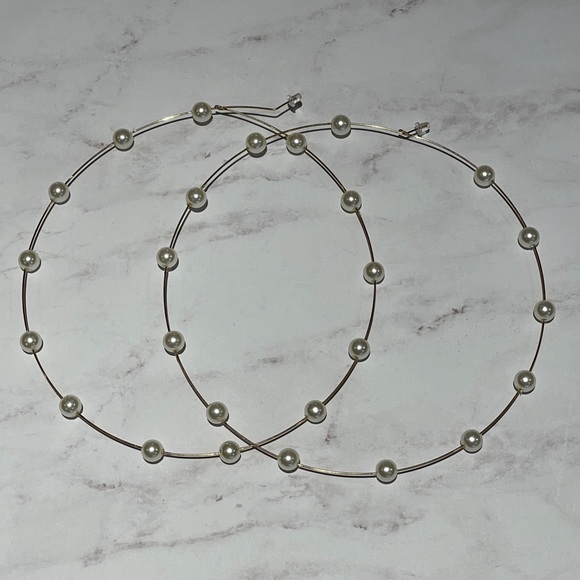 Gold Tone Exaggerated Large Hoop Earrings With White Faux Pearls 4.5in - Picture 6 of 12